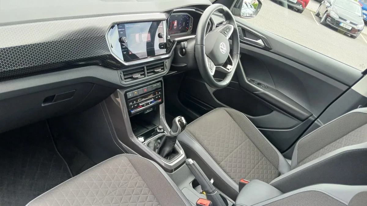 Volkswagen T-Cross Style 1.0 TSI 110HP  rear View - Image 3