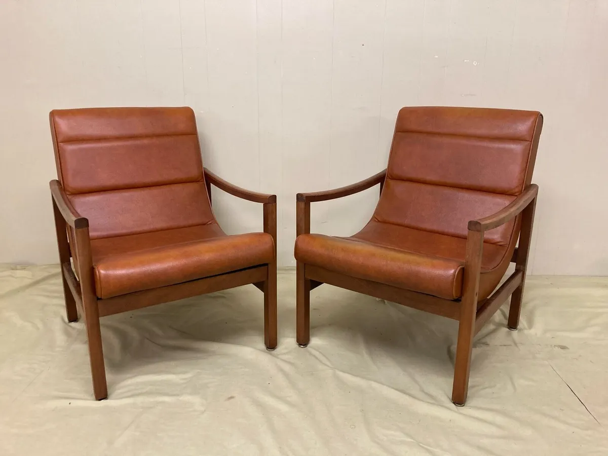Pair Mid-Century Armchairs - Image 3