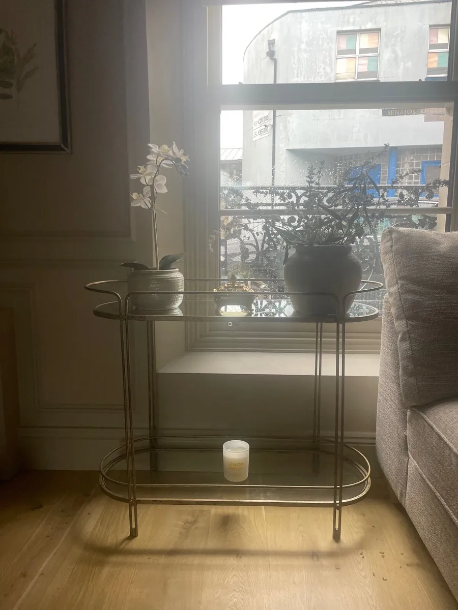 Console table - Image 4