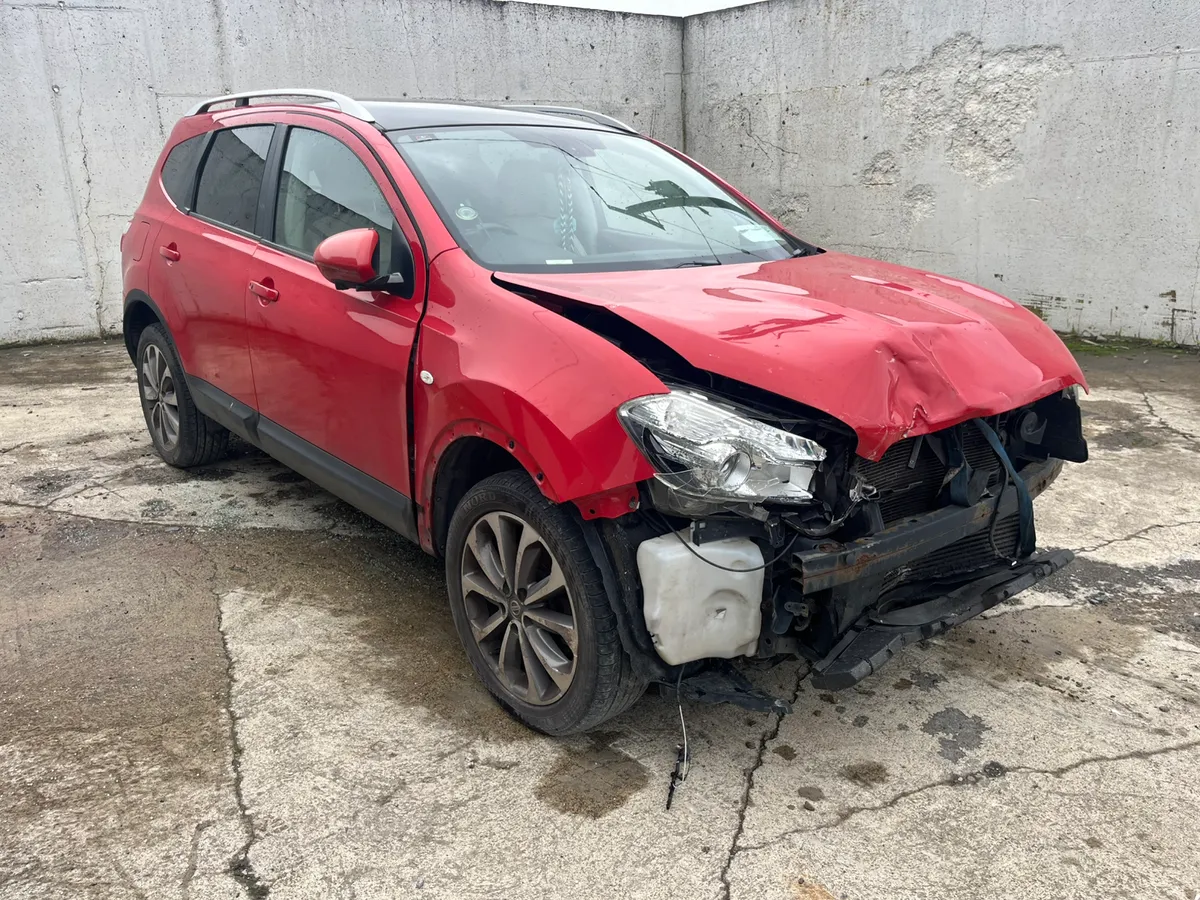 2013, Nissan Qashqai +2 - Image 1