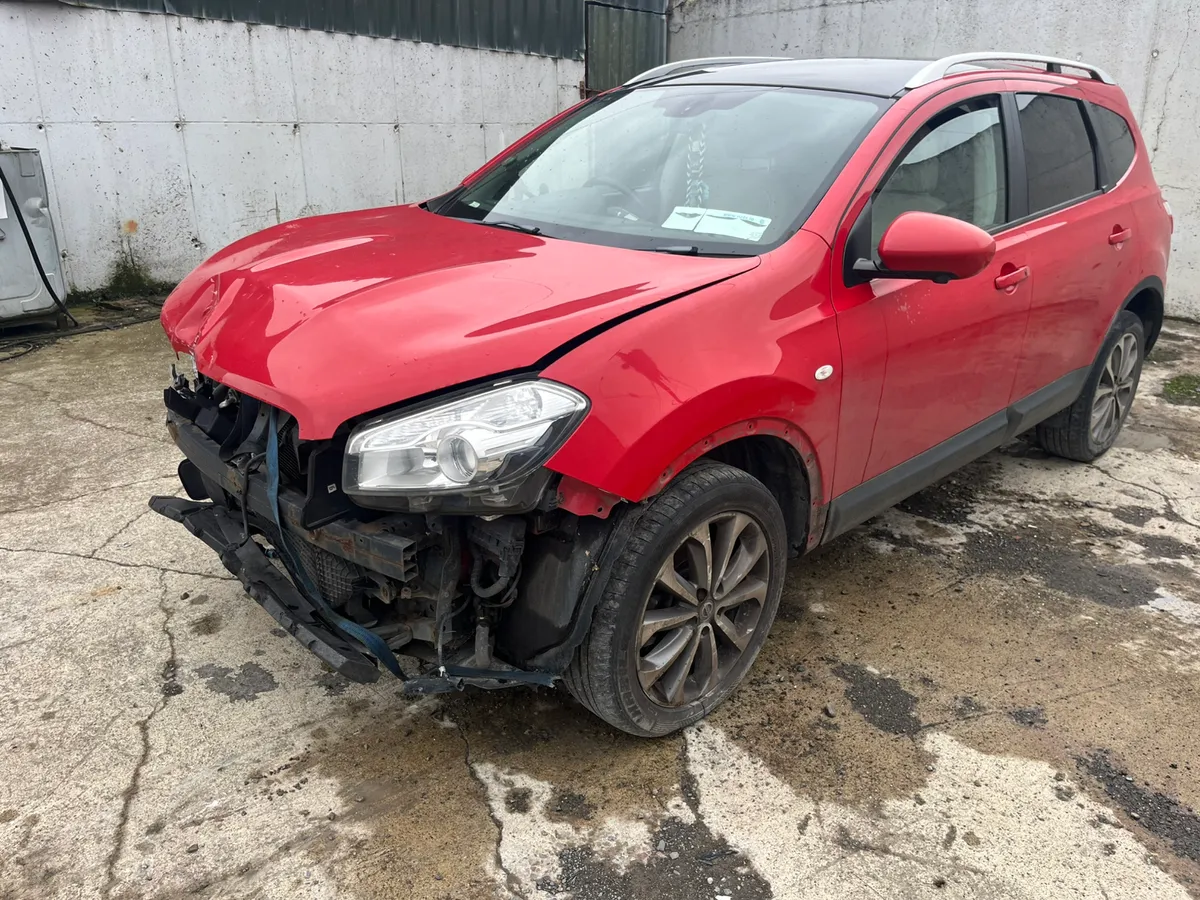 2013, Nissan Qashqai +2 - Image 3