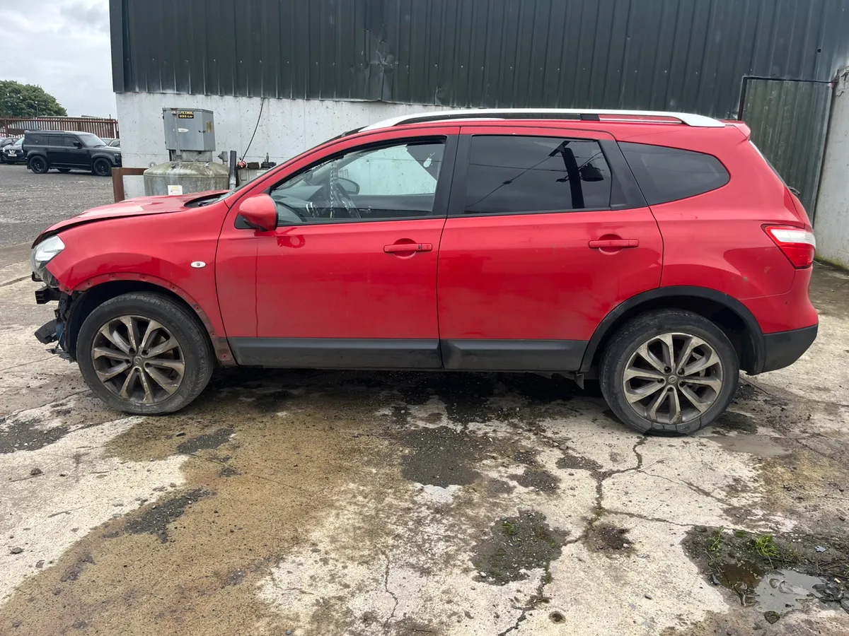 2013, Nissan Qashqai +2 - Image 4