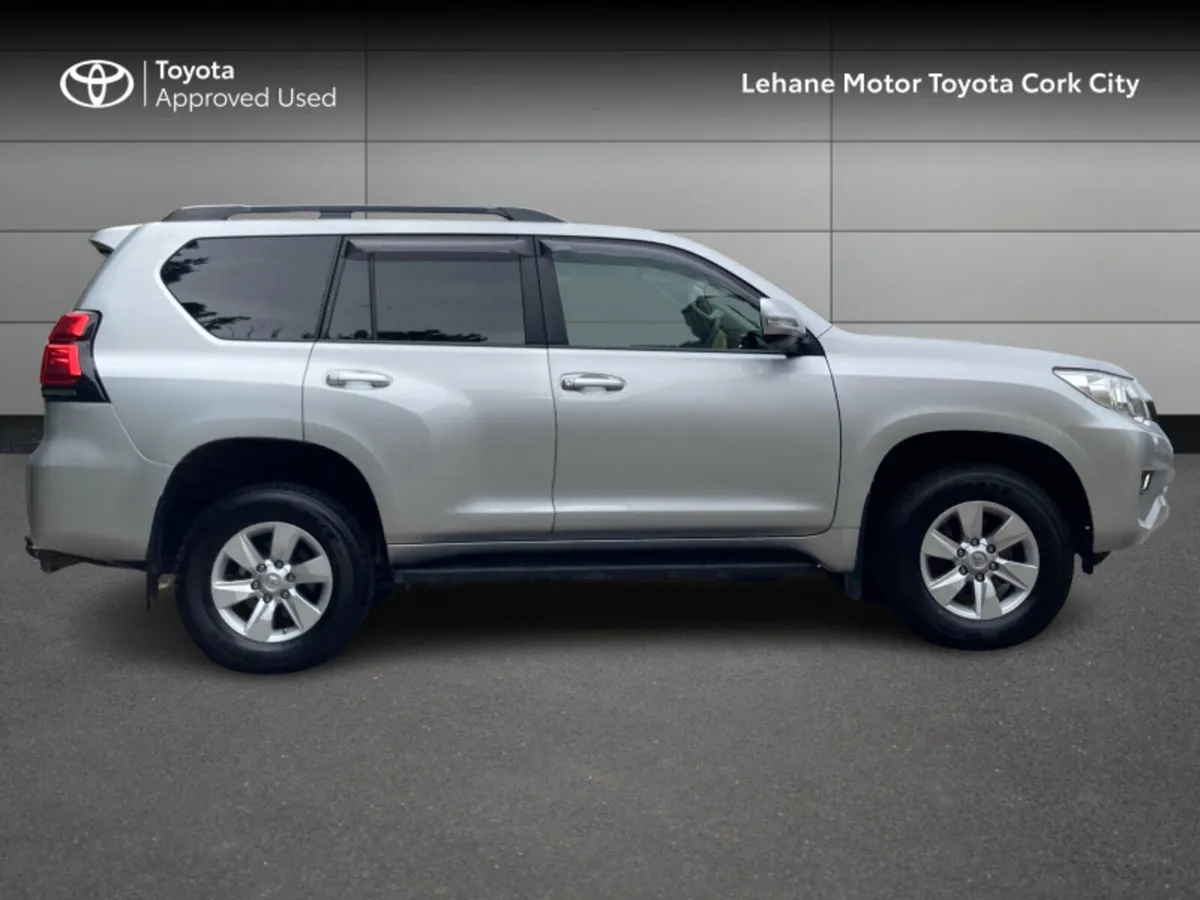 Toyota Land Cruiser LAND CRUISER LWB COMM A/T - Image 3