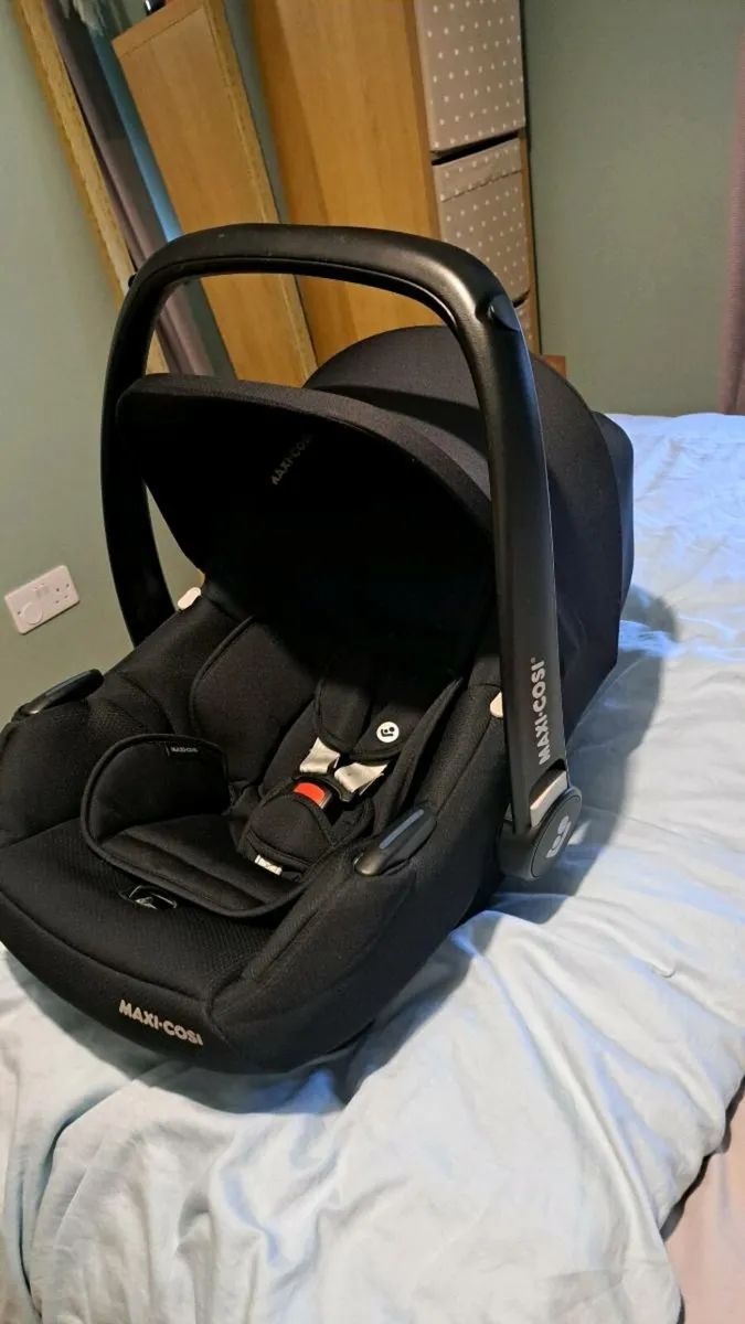 Maxi cosi cabriofix isize - Image 2