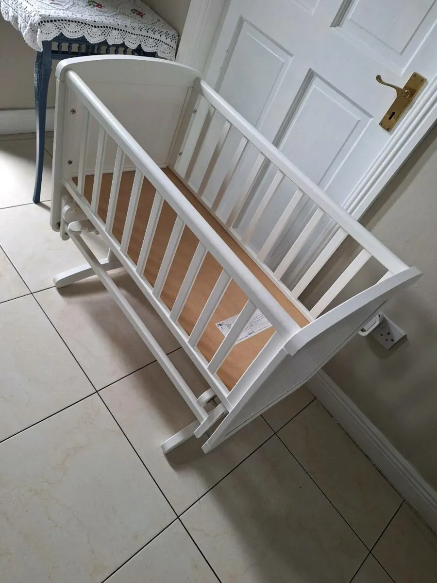 Rocking Crib - Image 1