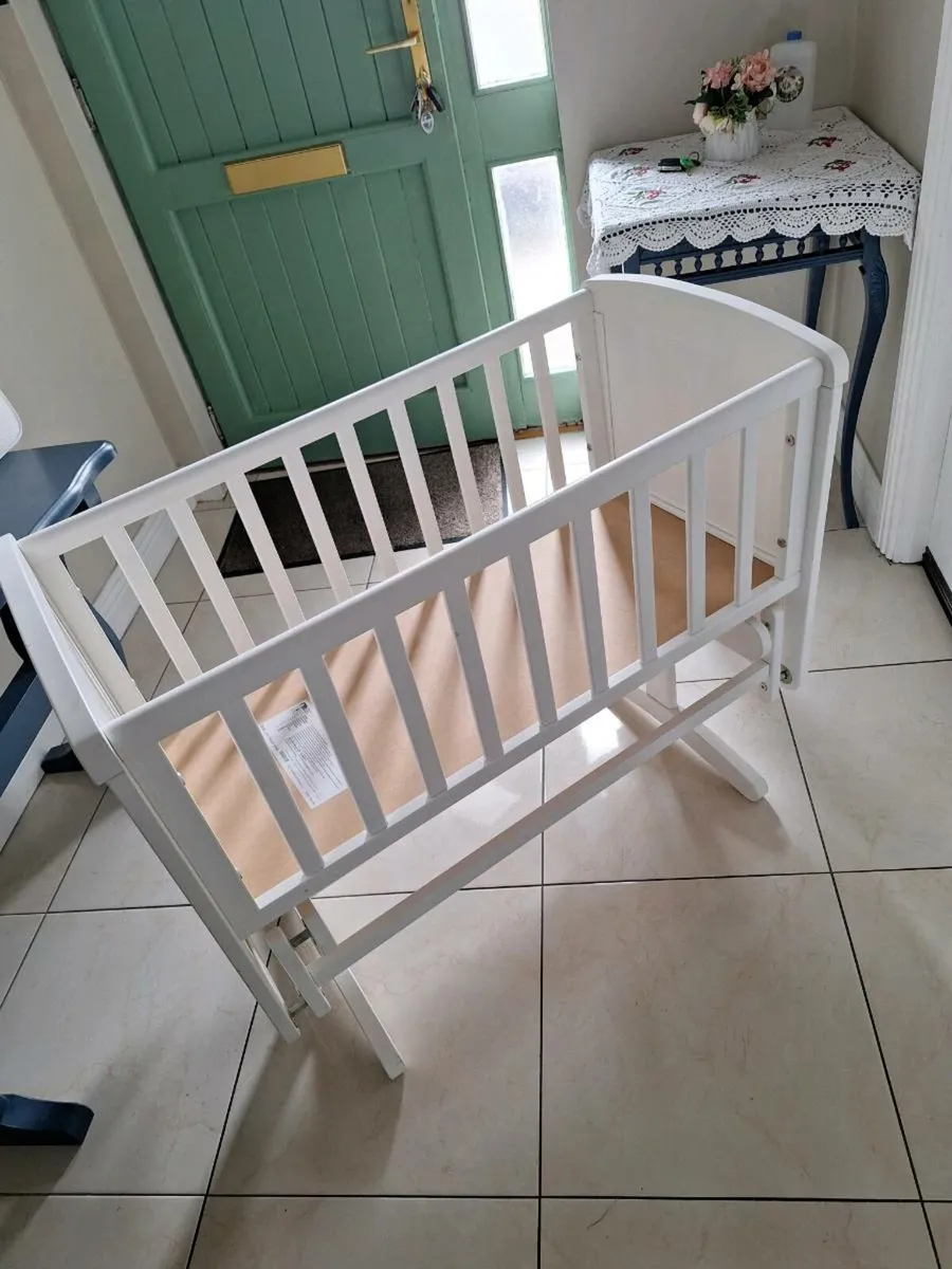 Rocking Crib - Image 3
