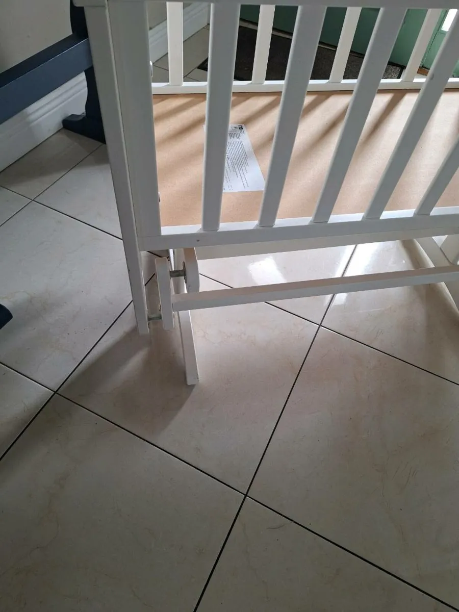 Rocking Crib - Image 4