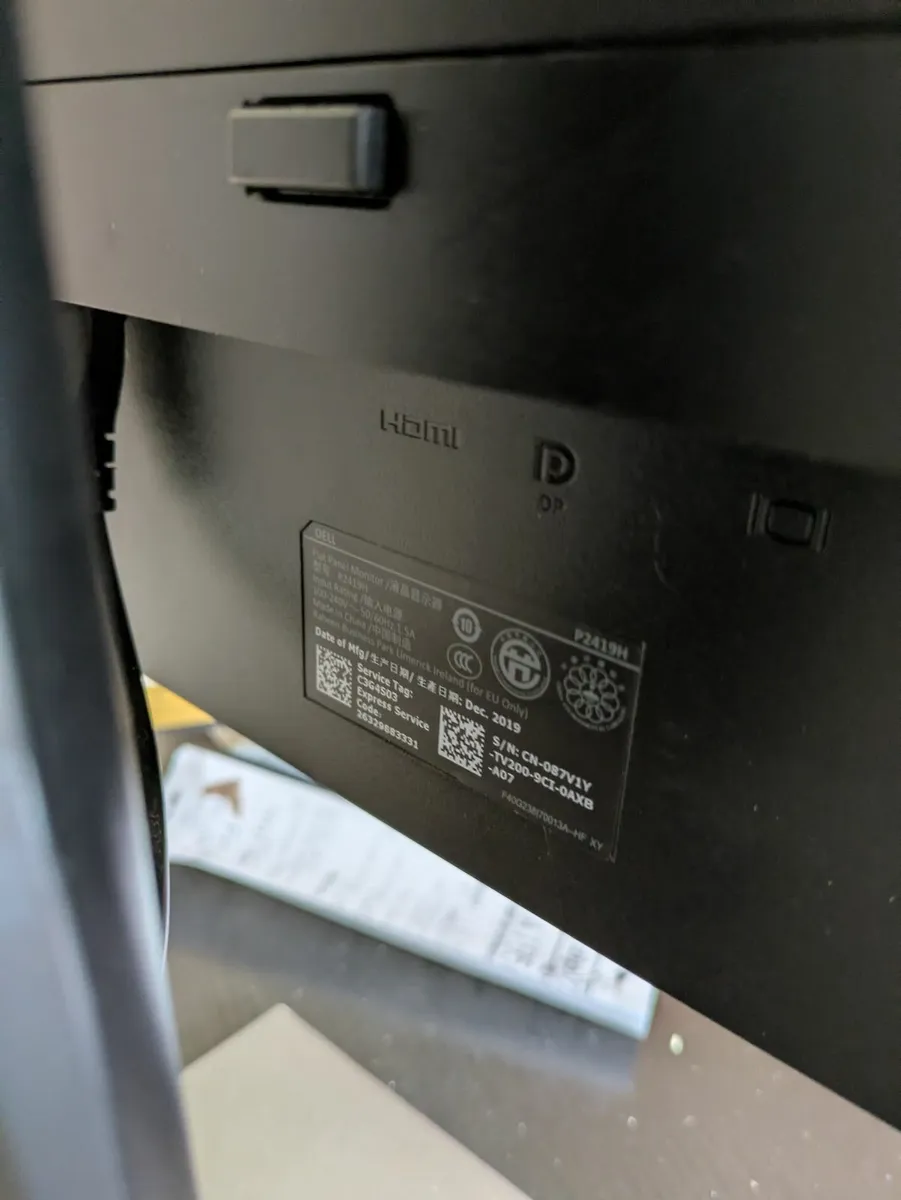 Dell Monitor 24” P2419H height adjustable - Image 2