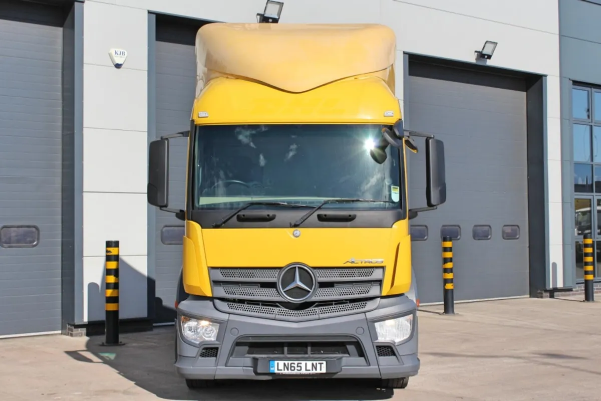 2OI5 MERCEDES- BENZ ACTROS 2543 6X2 TRACTOR UNIT - Image 2