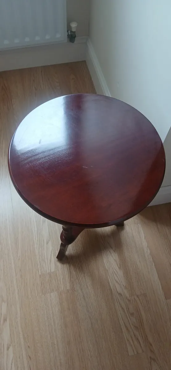 table - Image 2