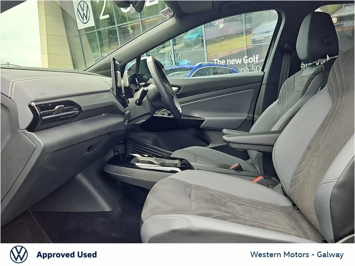 Volkswagen ID.4 Life DX  Style Interior Pack rear - Image 4