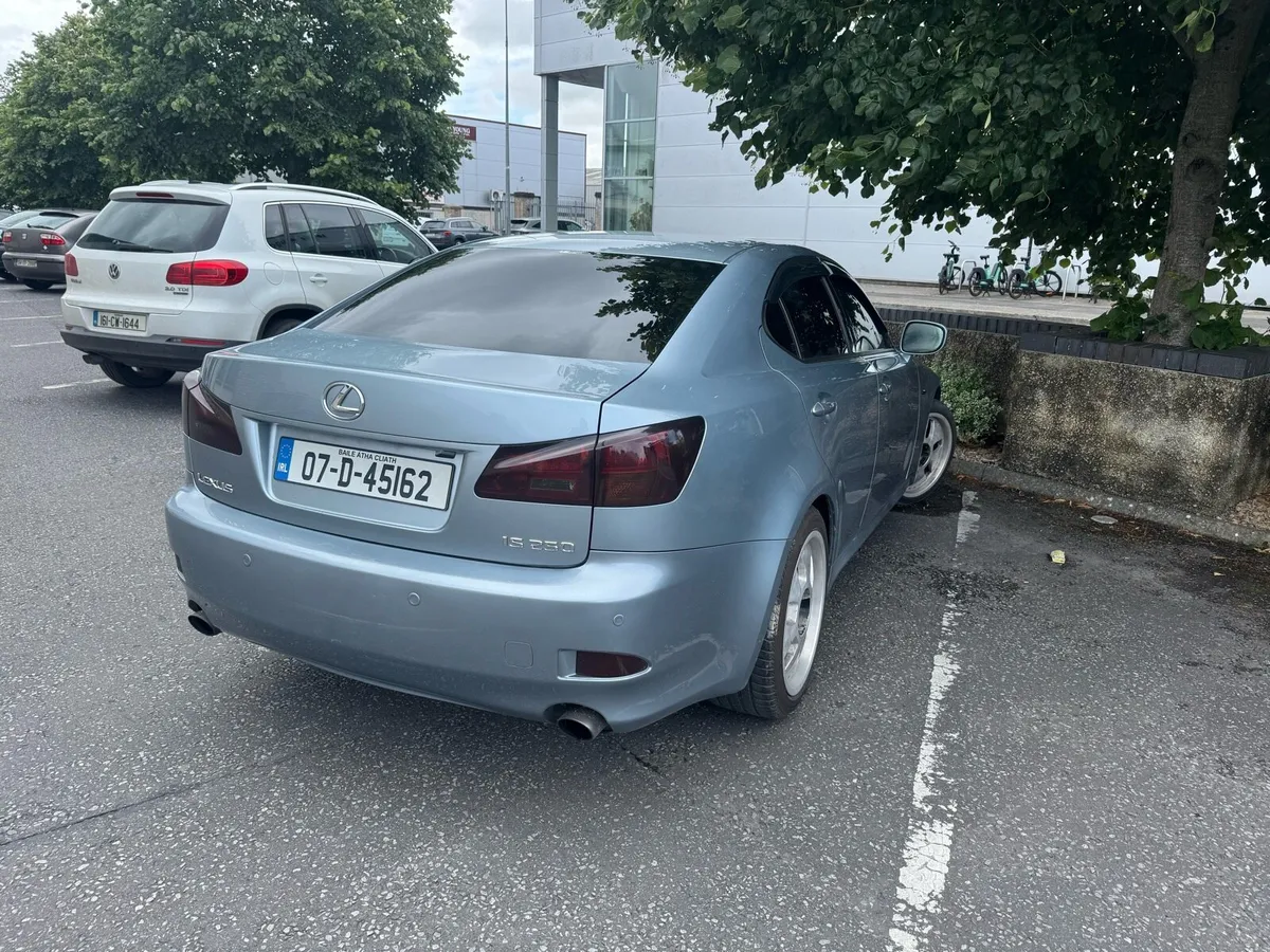 Lexus IS 250 - Image 3