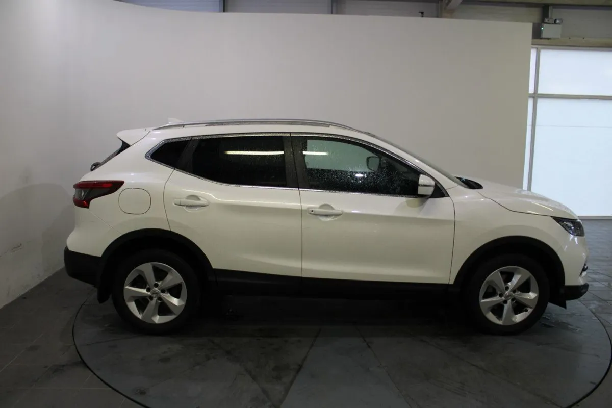 Nissan QASHQAI 1.5 DSL SV - Image 3