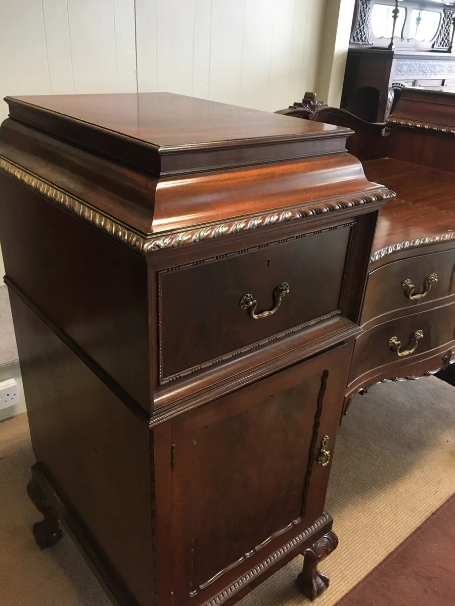 Sideboard - Image 3