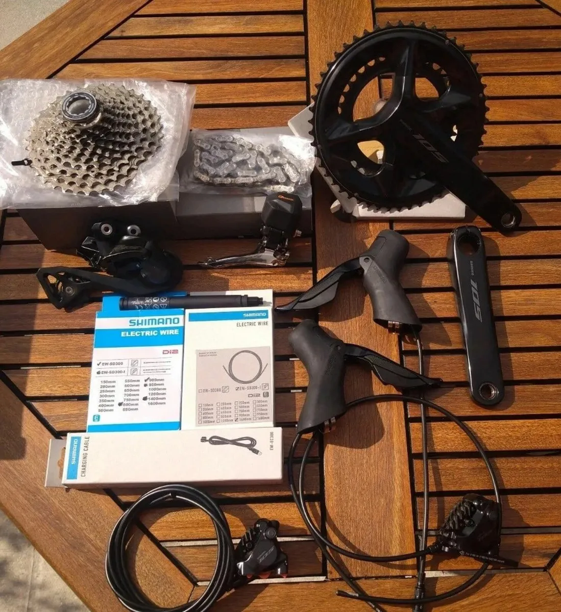 Shi 105 R7170 di2 2x12 complete groupset - Image 1