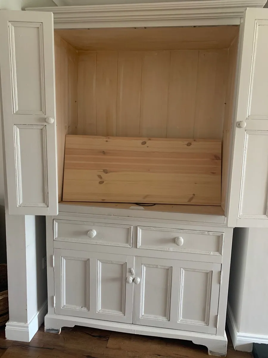 Country Style Free Standing Kitchen Cupboard - Image 2