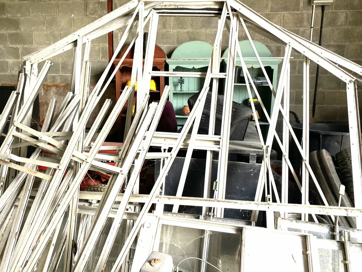 Glasshouse - Image 3