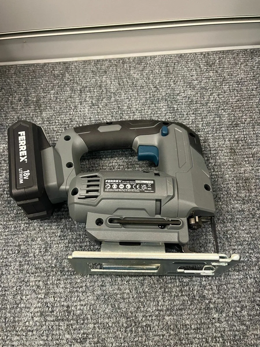 Ferrex 18V Cordless Jigsaw with Battery and Charge - Image 2