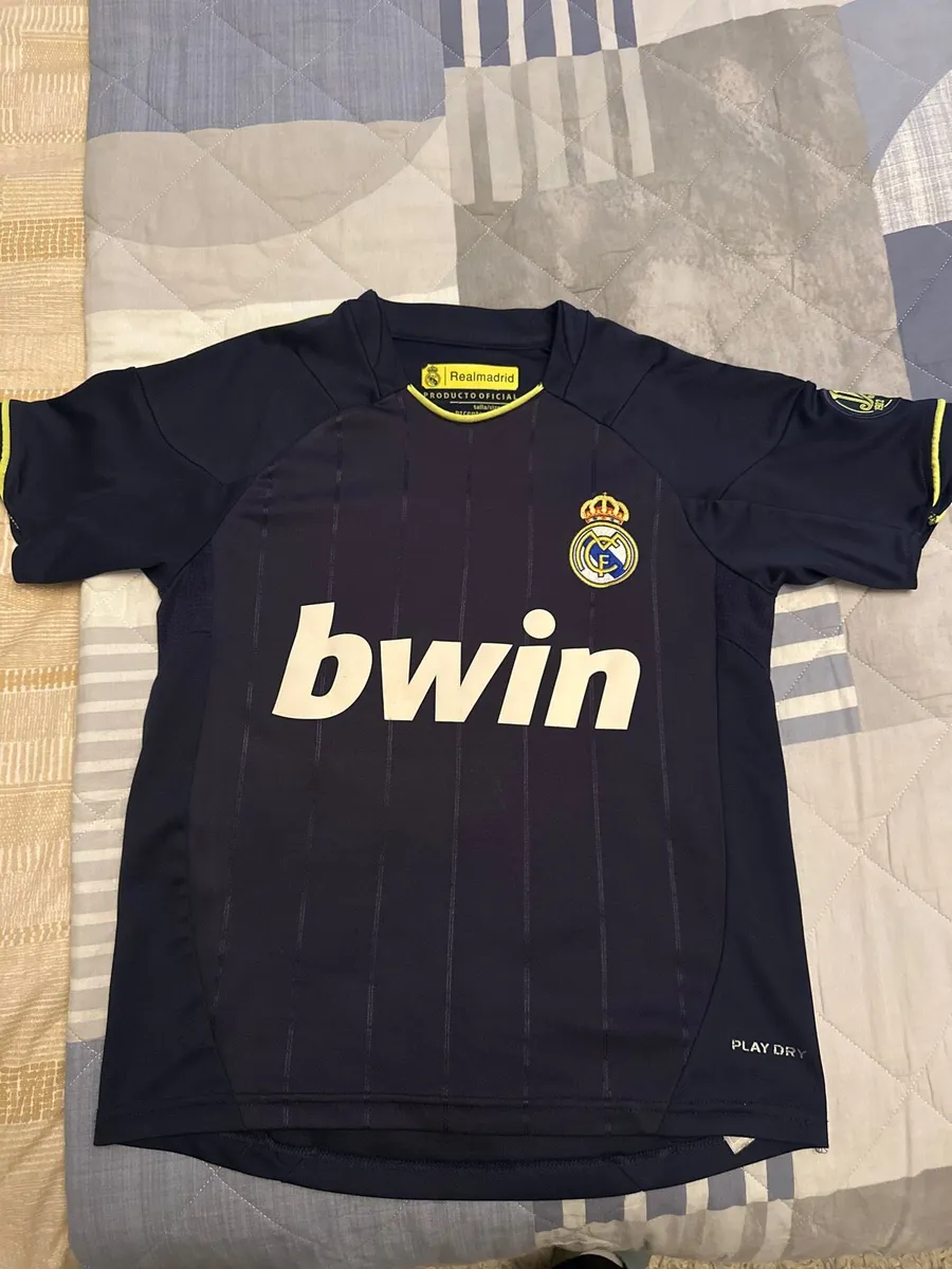 Real Madrid jersey - Image 1