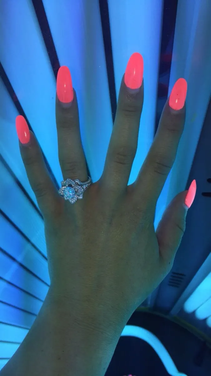 Engagement ring - Image 1