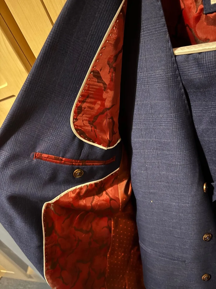 3 Piece Suit - Image 2