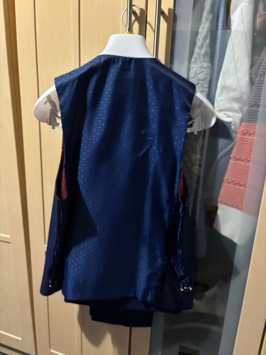 3 Piece Suit - Image 3