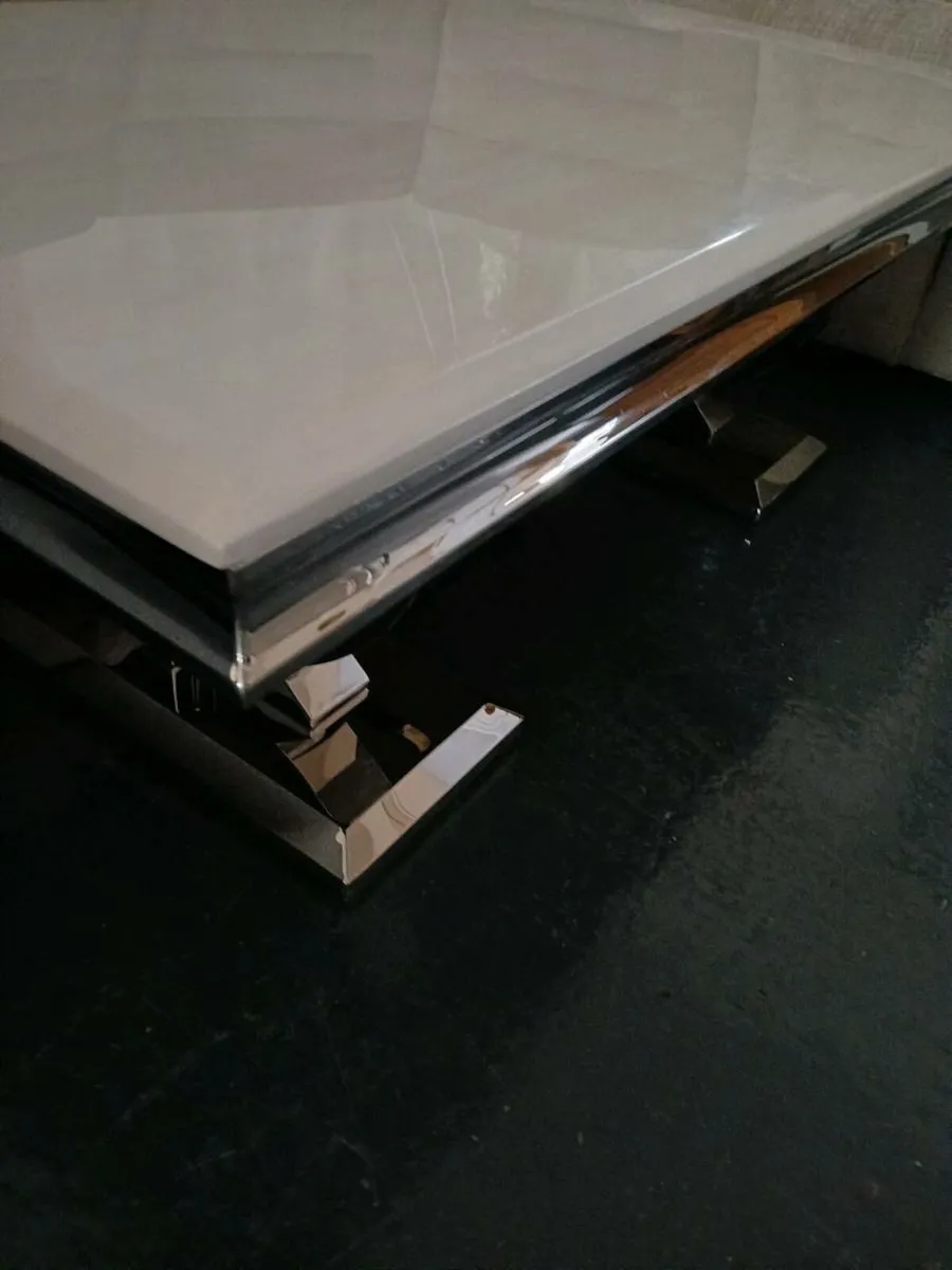 Marble coffee table - Image 2