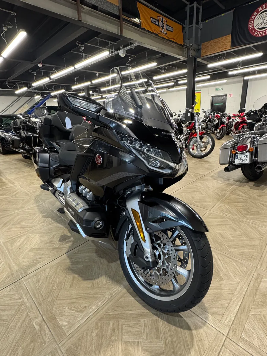 Honda Goldwing - Image 2