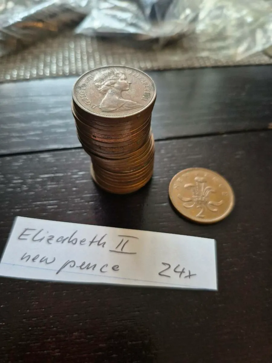 Elizabeth II new pence coins - Image 2