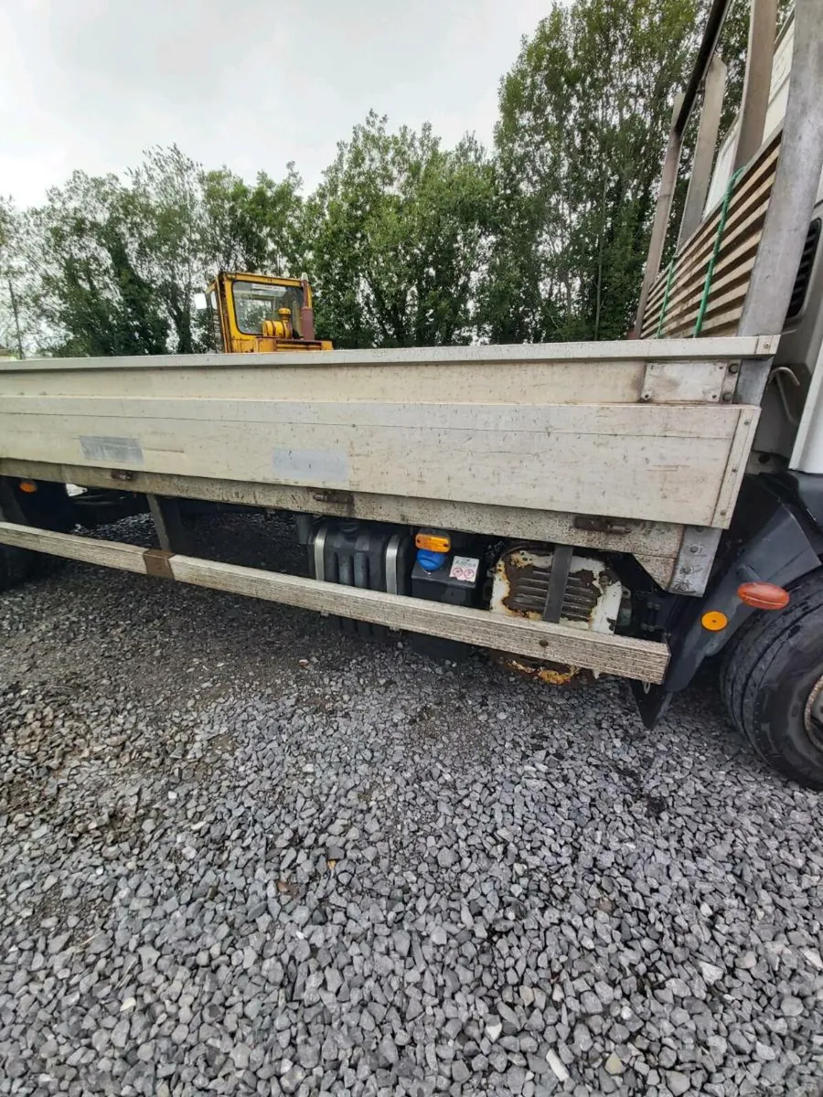 Iveco lorry - Image 4