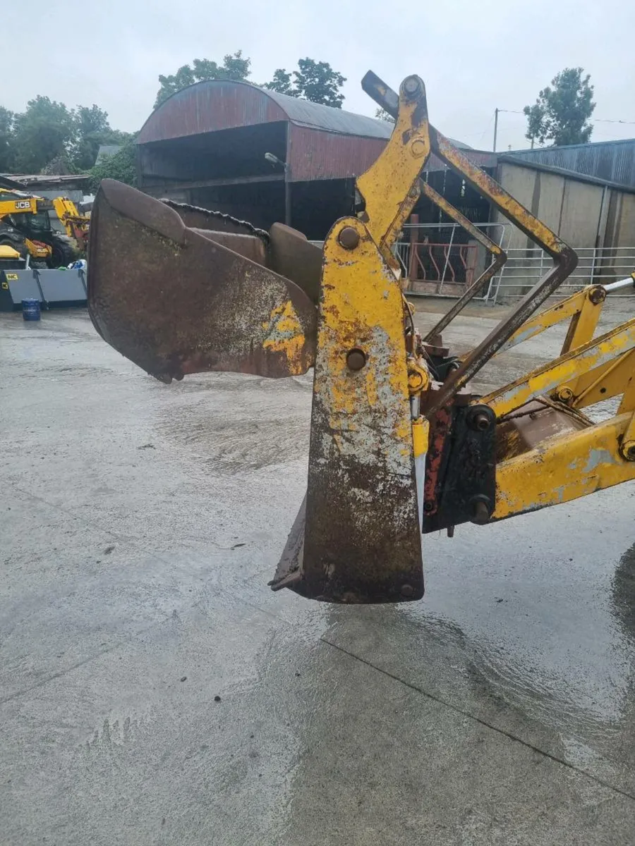 JCB3CX - Image 4