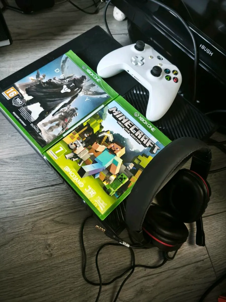 Xbox one, controller games, headset