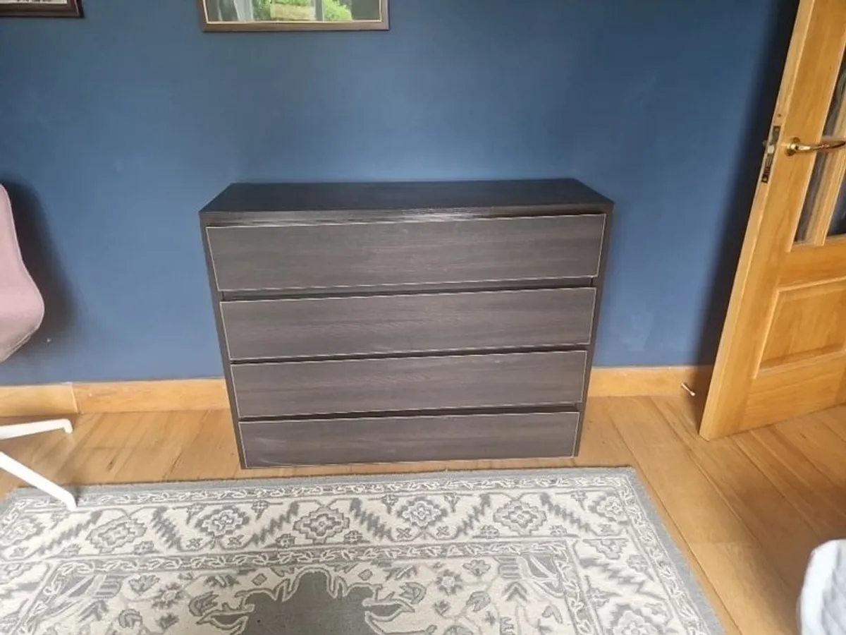 Chest of Drawers