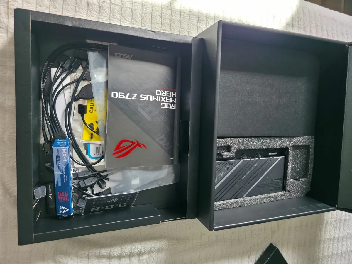 ASUS  motherboad - Image 4