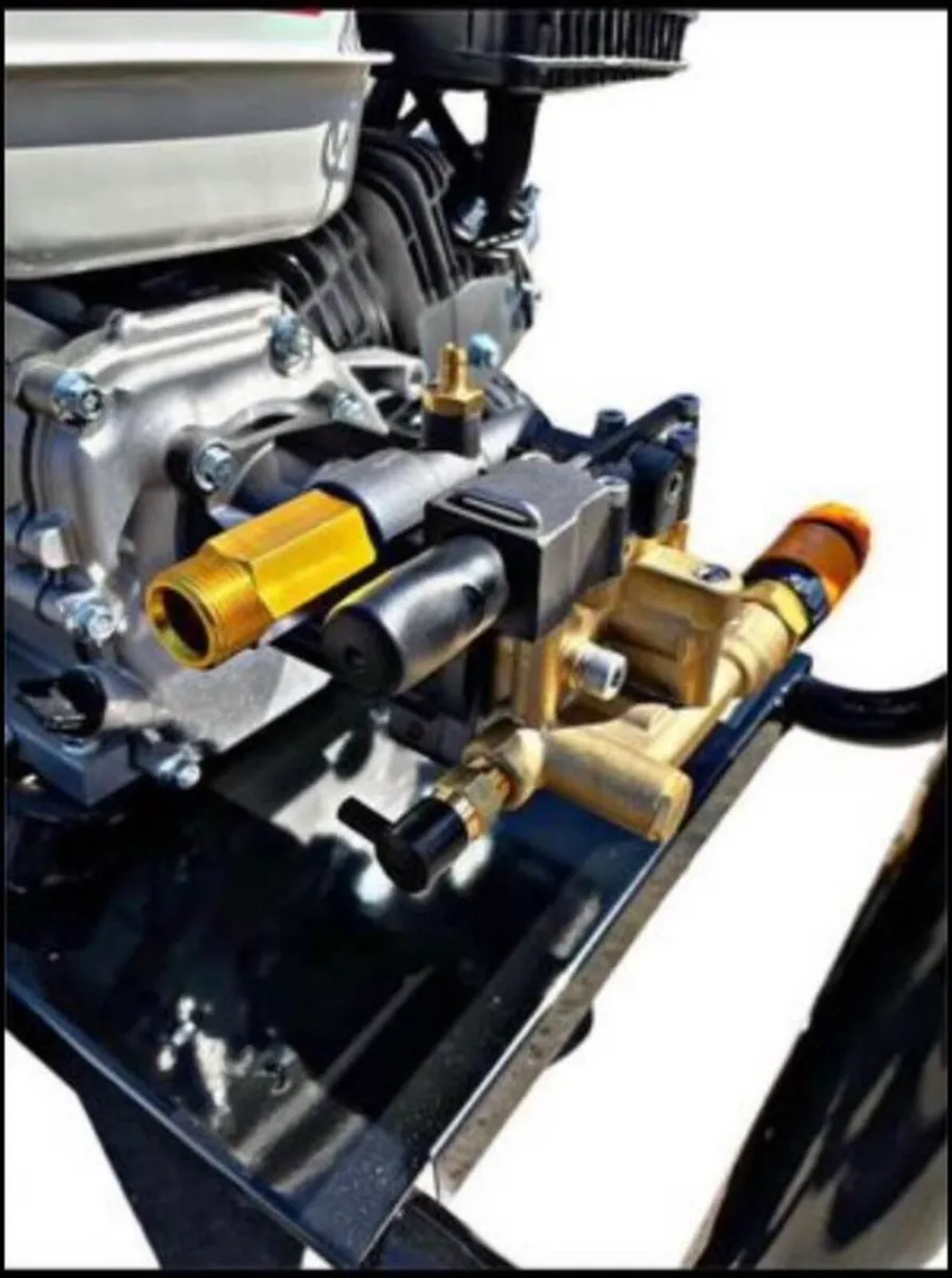 New Petrol pressure washers free delivery - Image 3