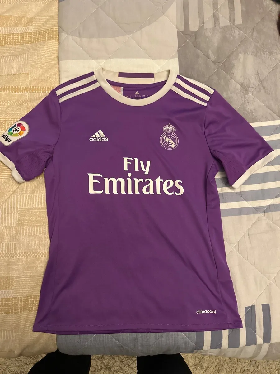 Real Madrid jersey - Image 1