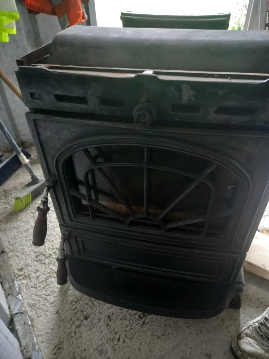 Stanley erin boiler stove - Image 1