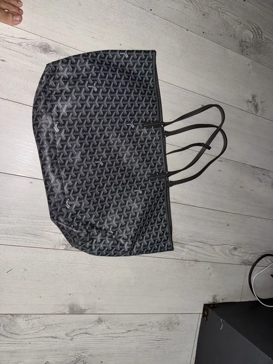 Large grey bag - Image 3