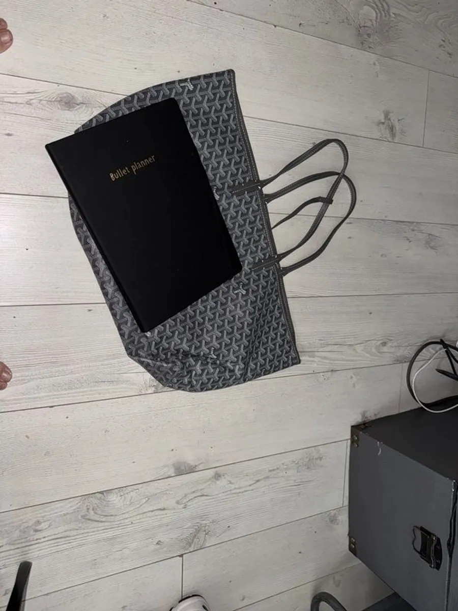 Large grey bag - Image 4