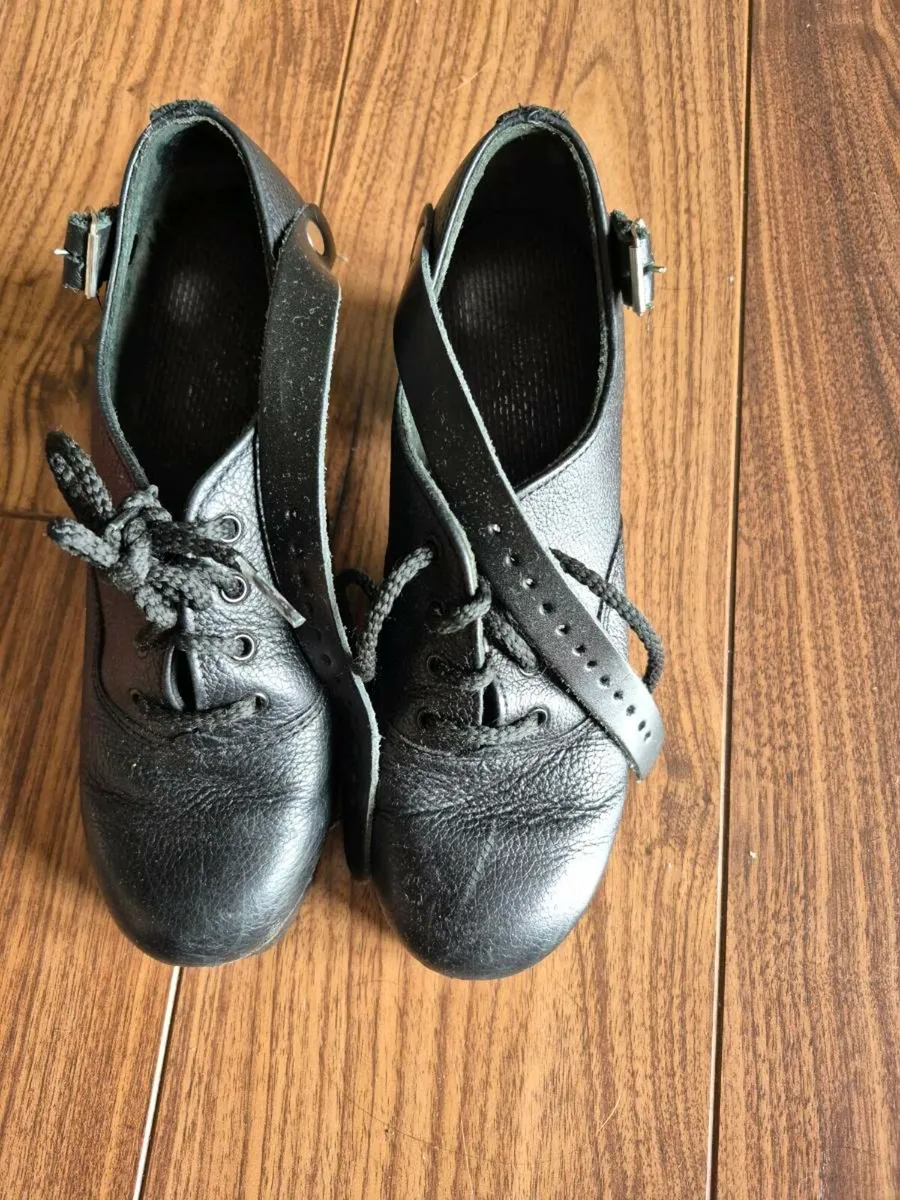 Heavy/Hard dancing shoes - Image 3