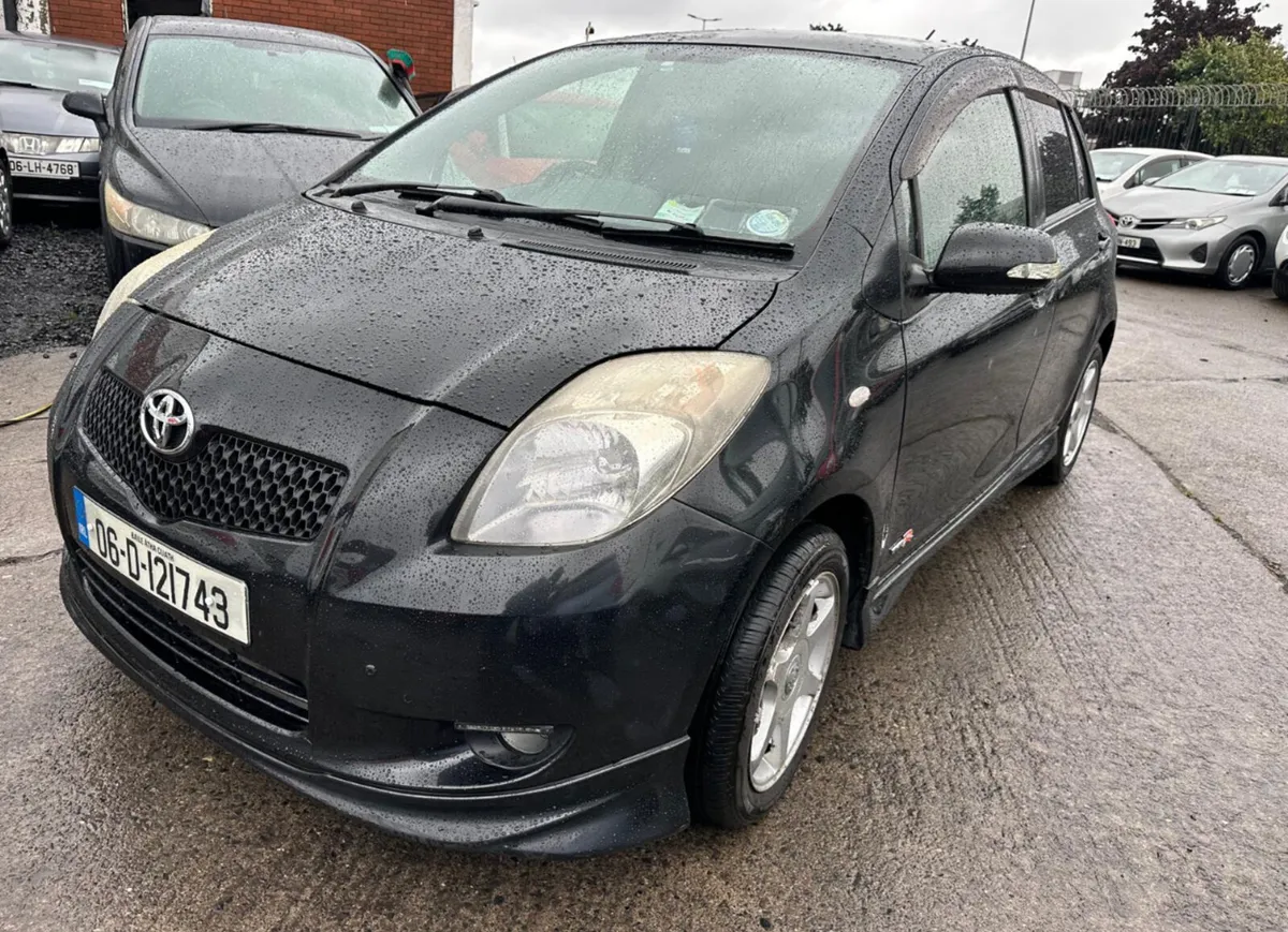Toyota Vitz 2006 Automatic/ Nct/tax/ 104k km - Image 1