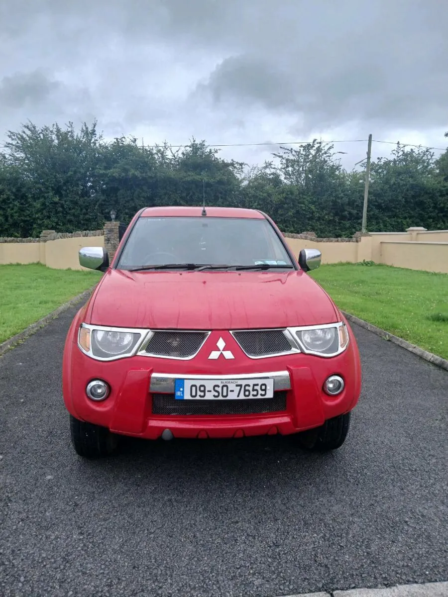 Mitsubishi L200 crew 2009 doe and taxed// - Image 2