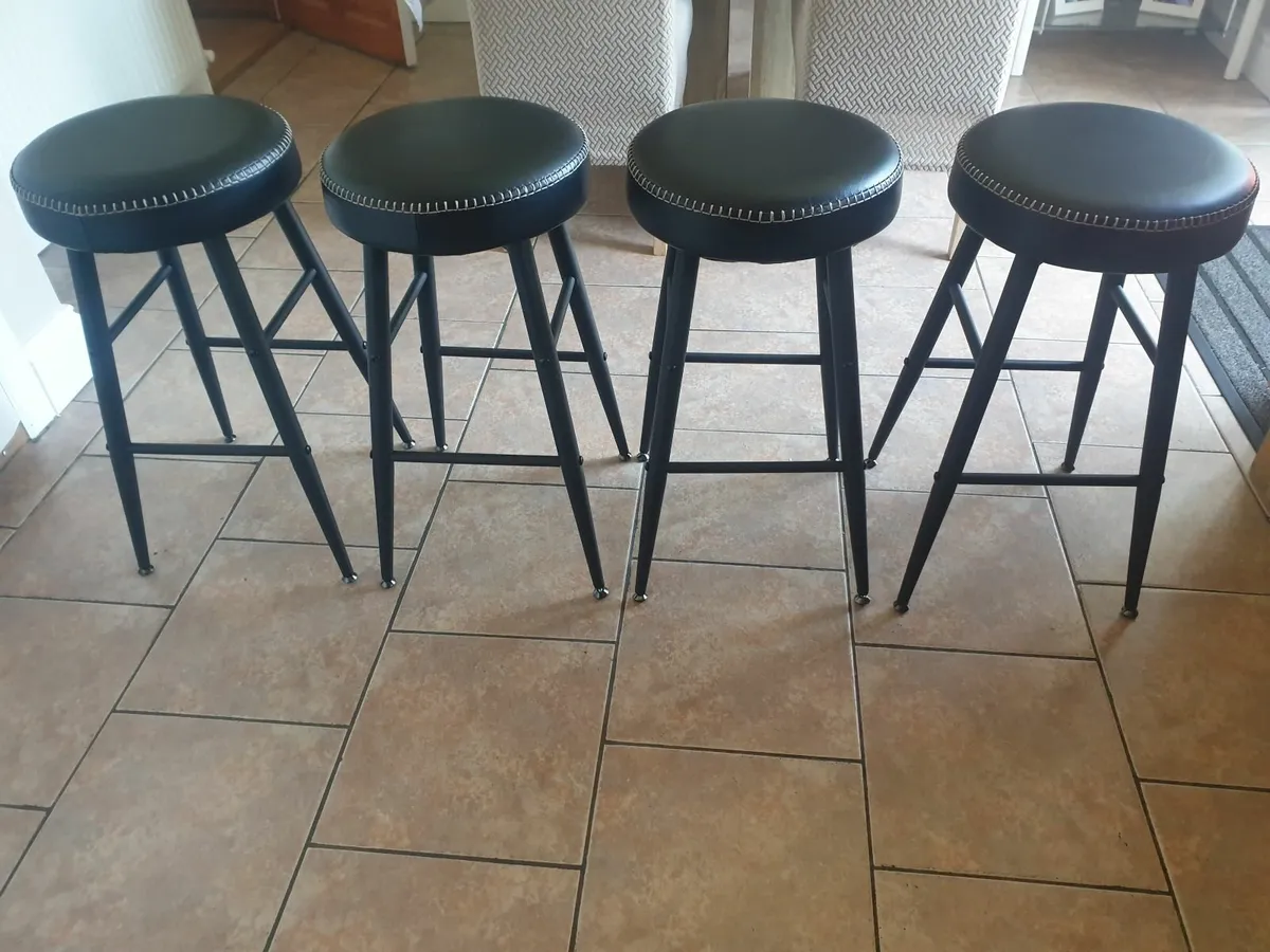 Kitchen & Bar Stools - Image 1