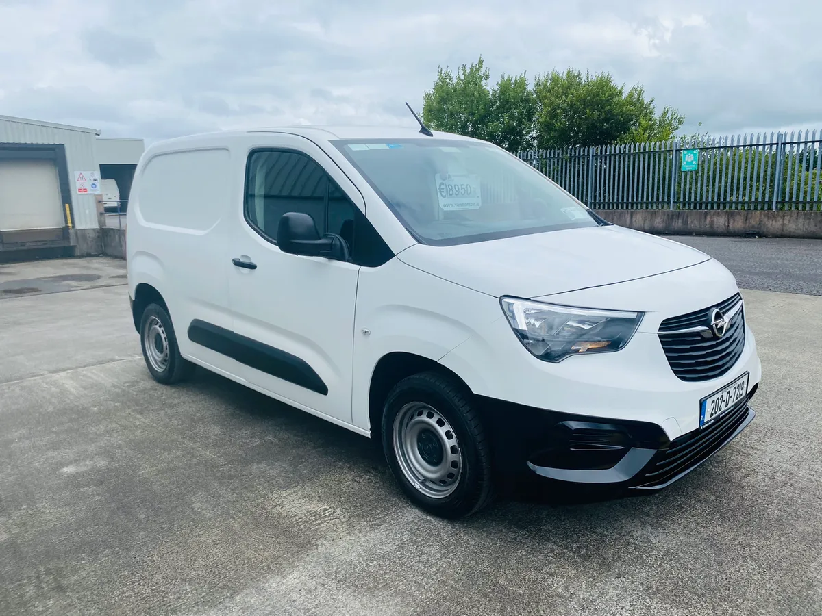 202 Opel combo 1.5 €8,950 + VAT - Image 3