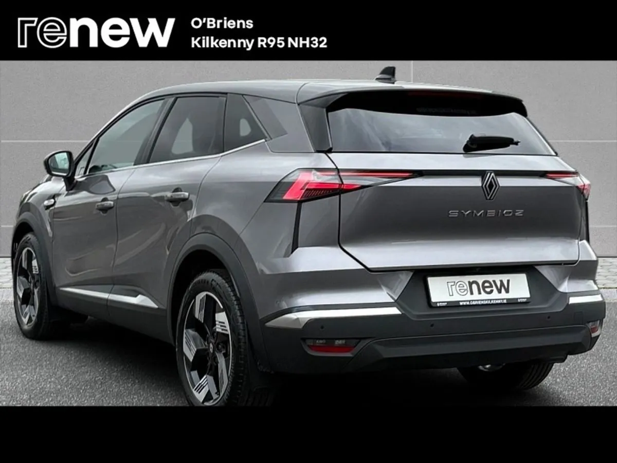 Renault Symbioz Techno 1.2 TCE 140 BHP 5DR  demo - Image 3