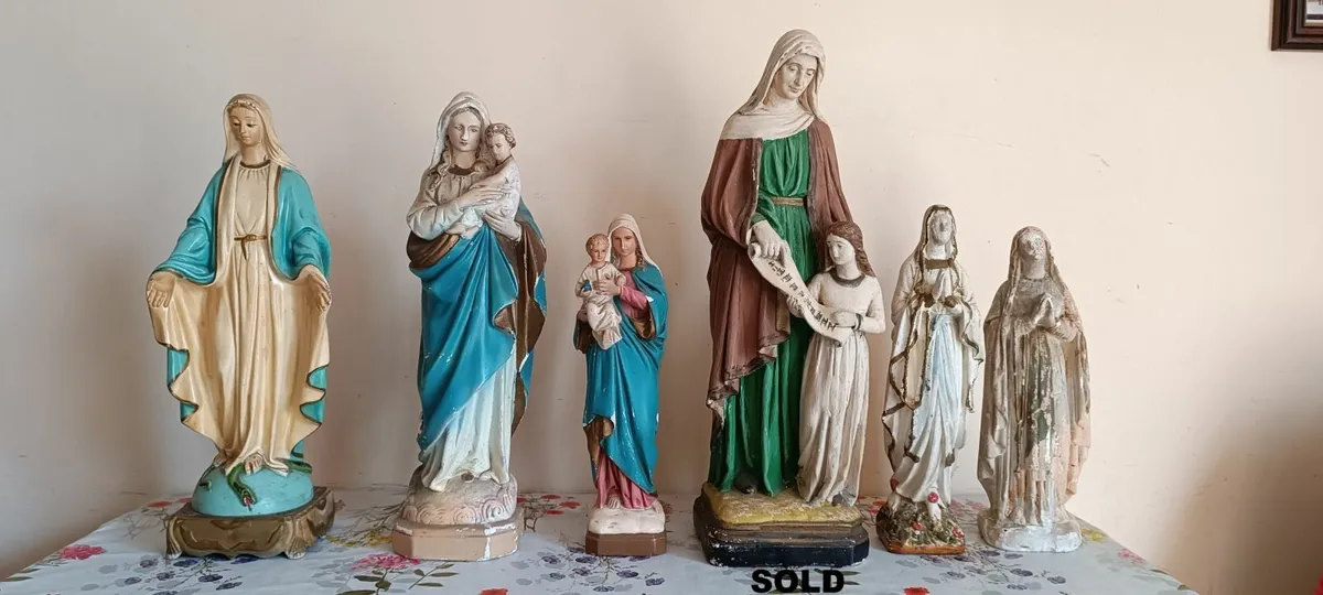 Religious statues - Image 1
