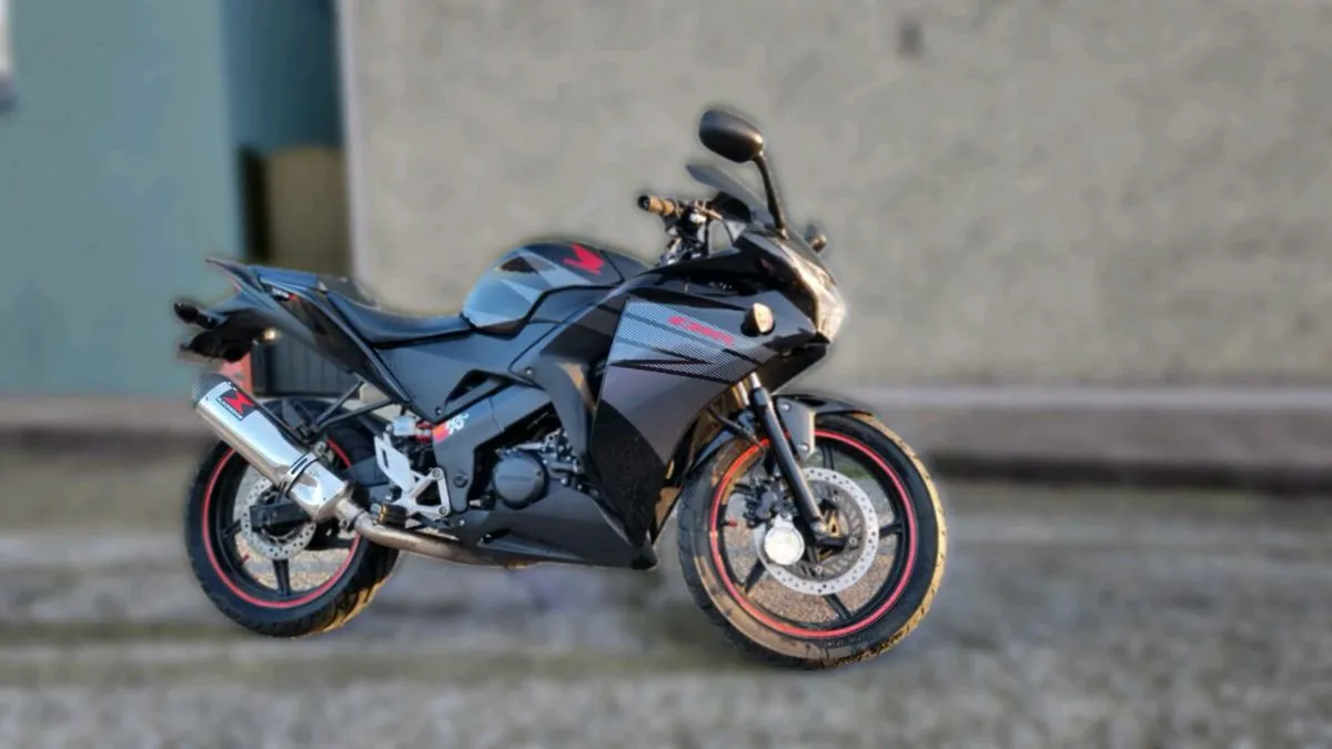CBR 125r - Image 3