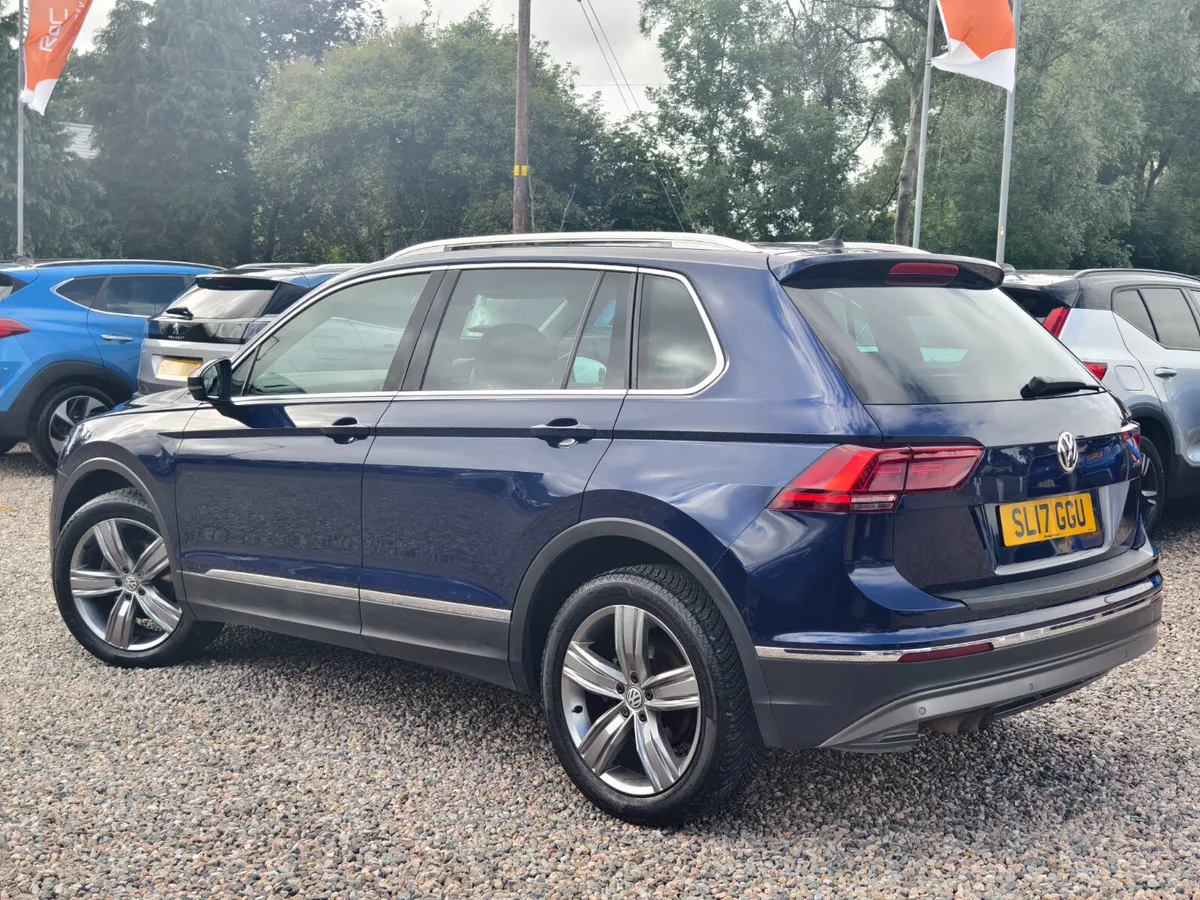2017 Volkswagen Tiguan 2.0 TDI 4Motion  SEL 5DR - Image 4