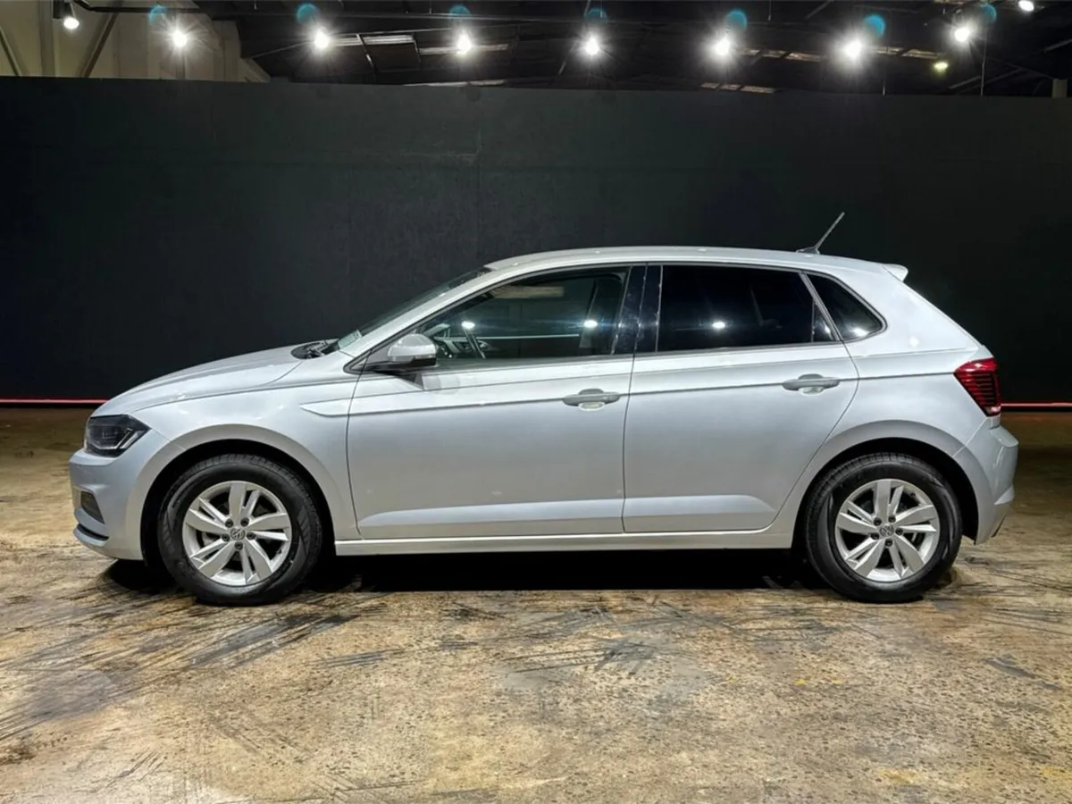 Volkswagen Polo 1.0 AUTOMATIC - Image 3