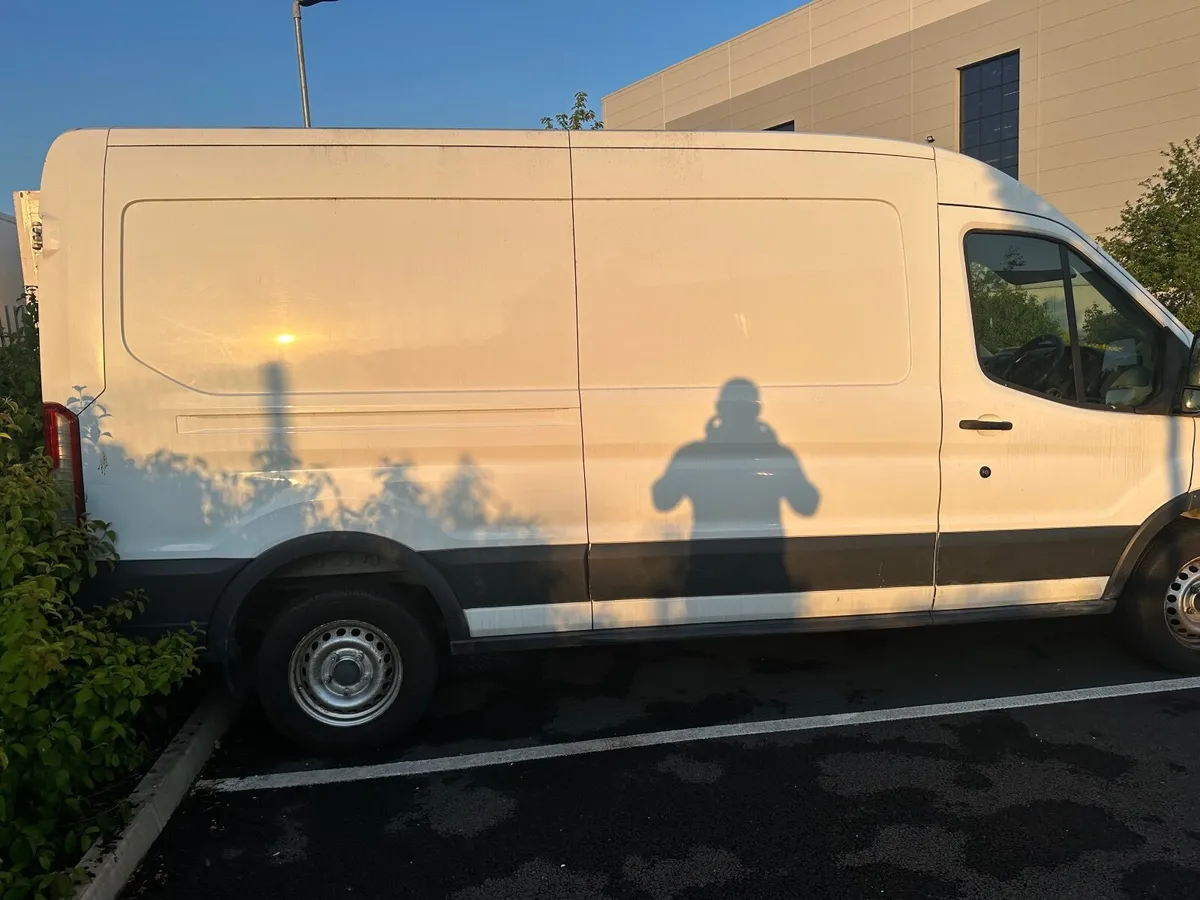 Delivery and removal ( man and van) - Image 1